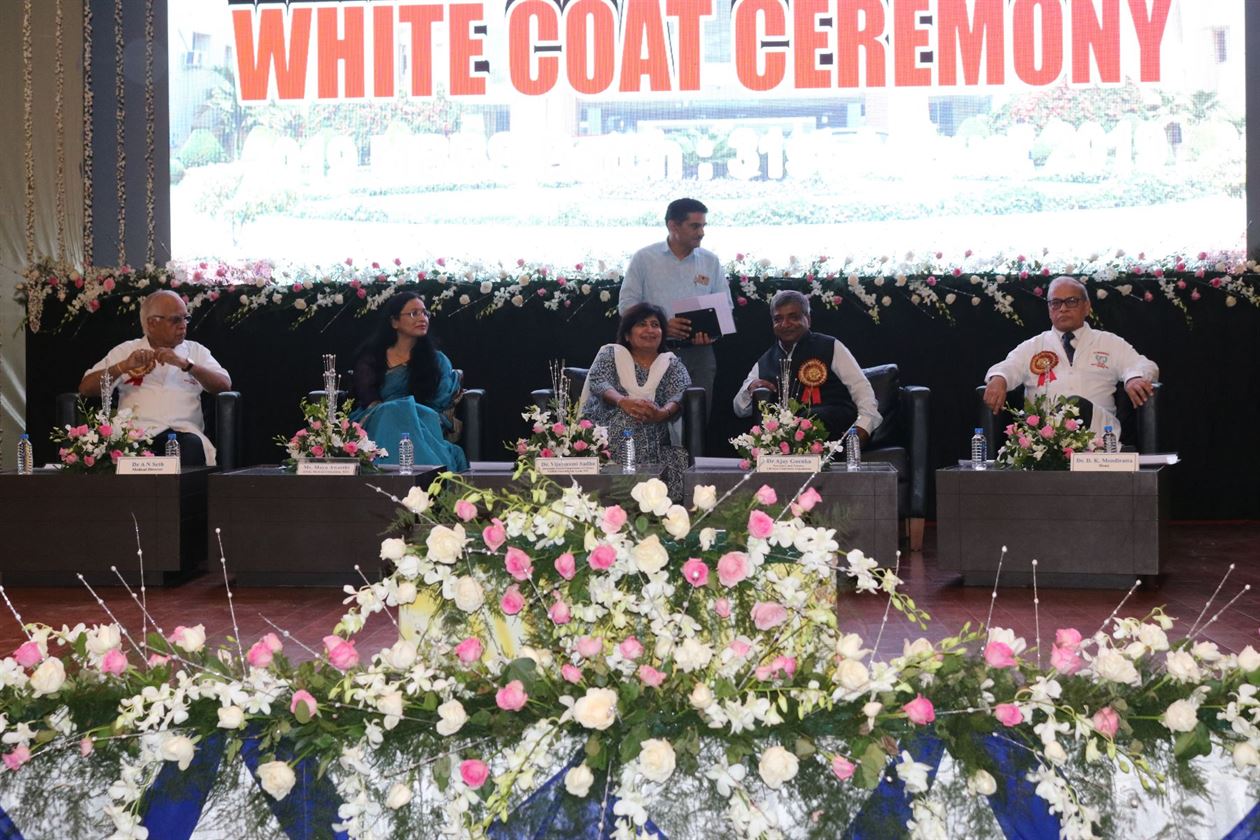 white-coat-ceremoney-31-08-19 Course